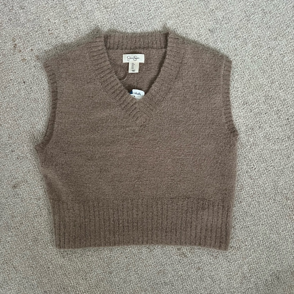 NWT fuzzy taupe Jessica Simpson sweater vest